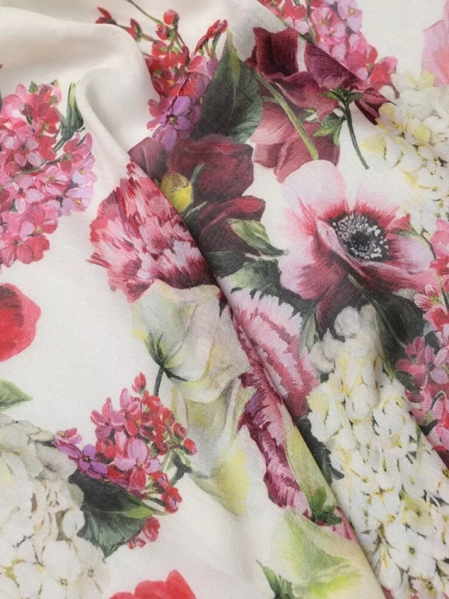 Dolce&Gabbana Cashmere Silk Floral Square Scarf