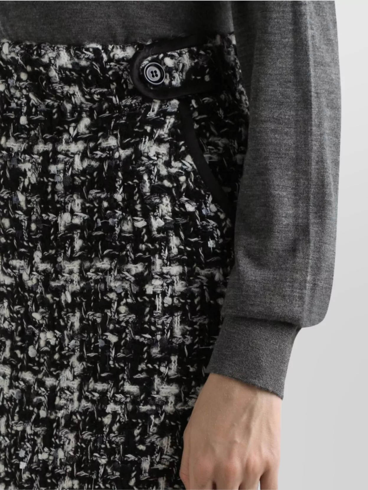 Dolce & Gabbana Wool Blend Midi Skirt With Tweed Pattern In Black