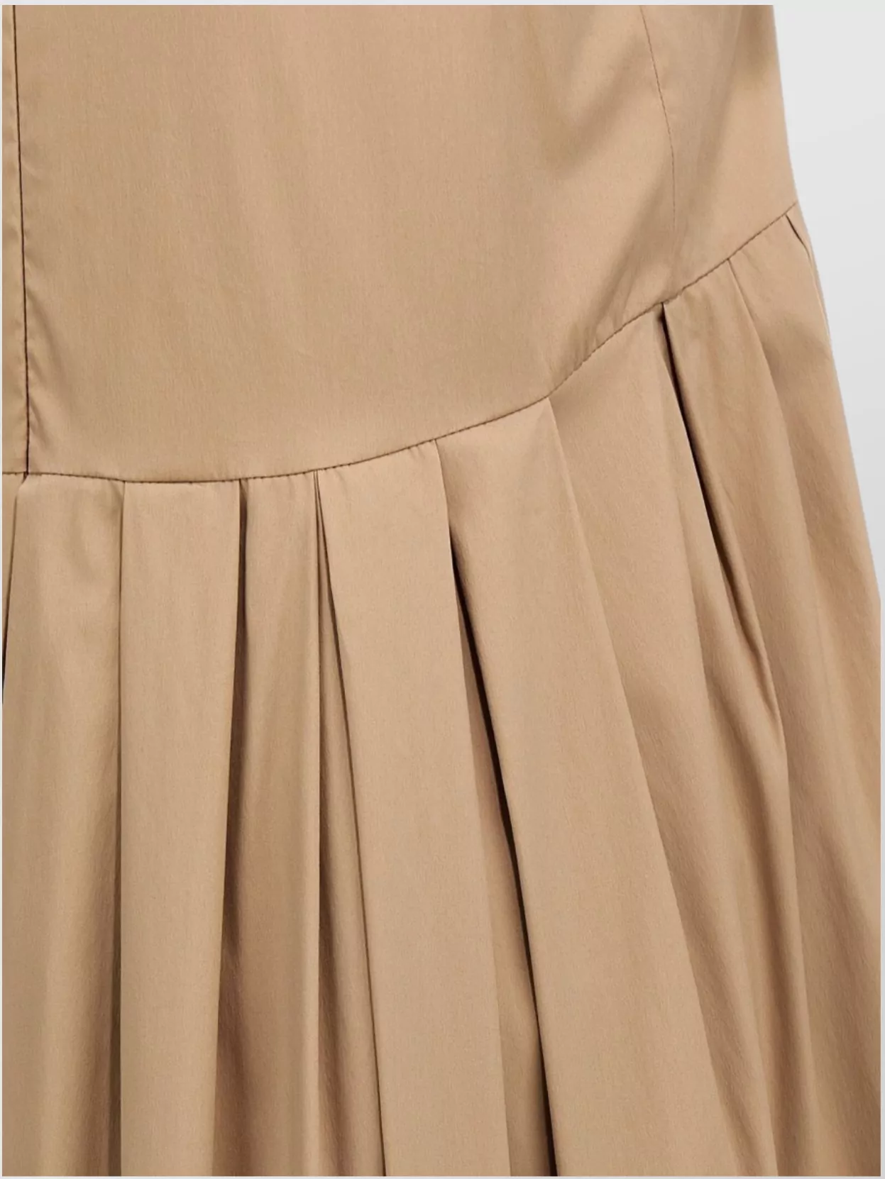 's Max Mara Skirt Pleated Neckline Sleeveless V-back