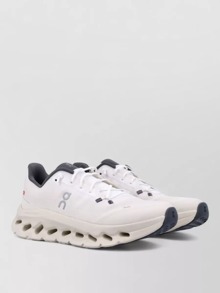 On Running cloudtilt low-top sneakers