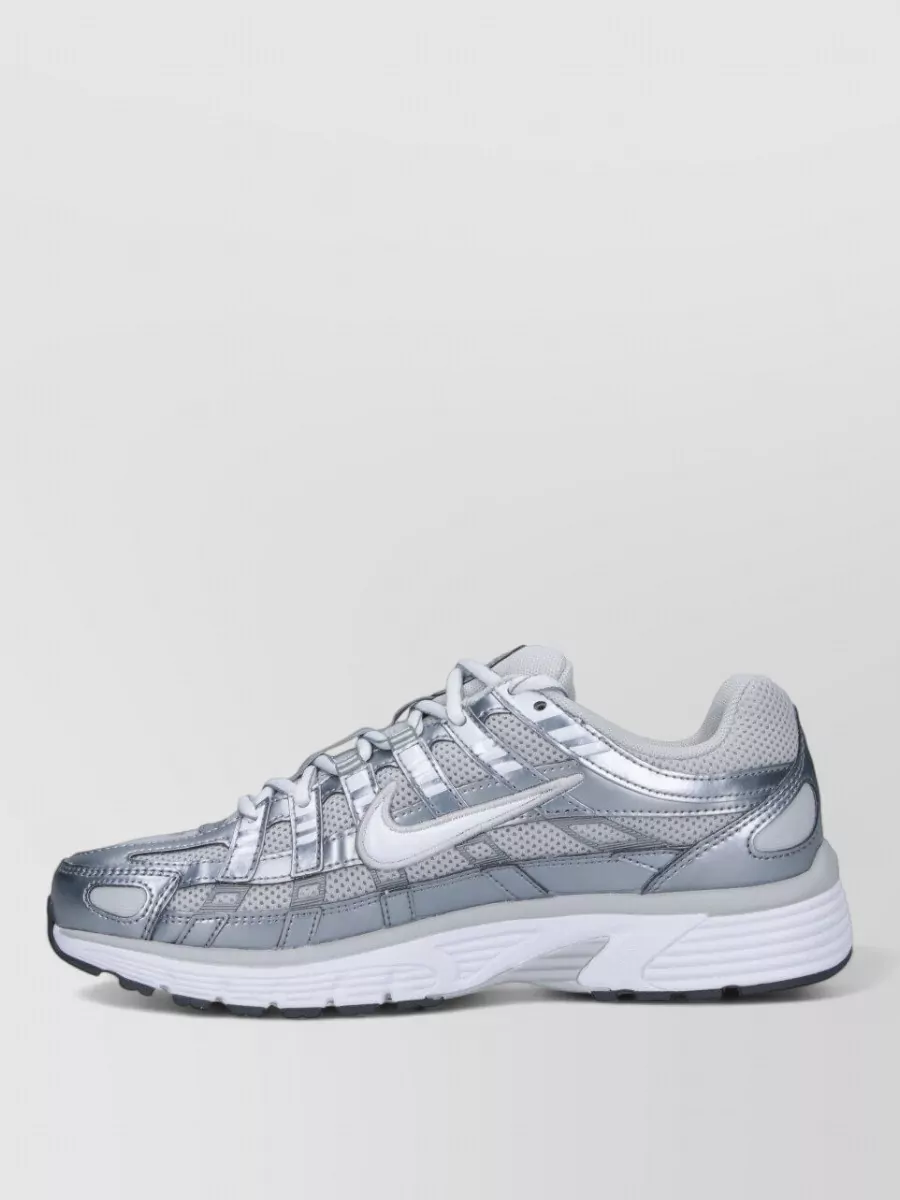 Nike Low-Top Sneakers