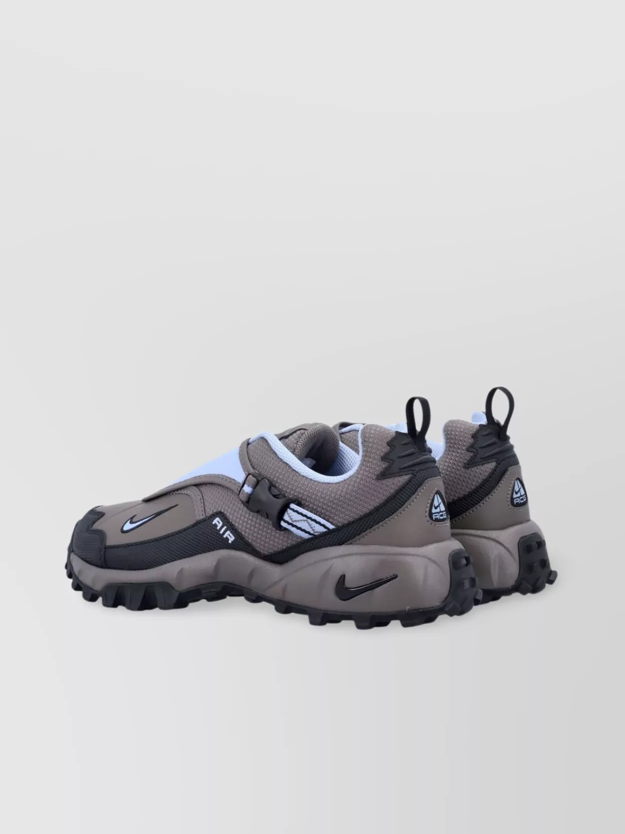 Nike Rugged Rubber Lug Sole Sneakers