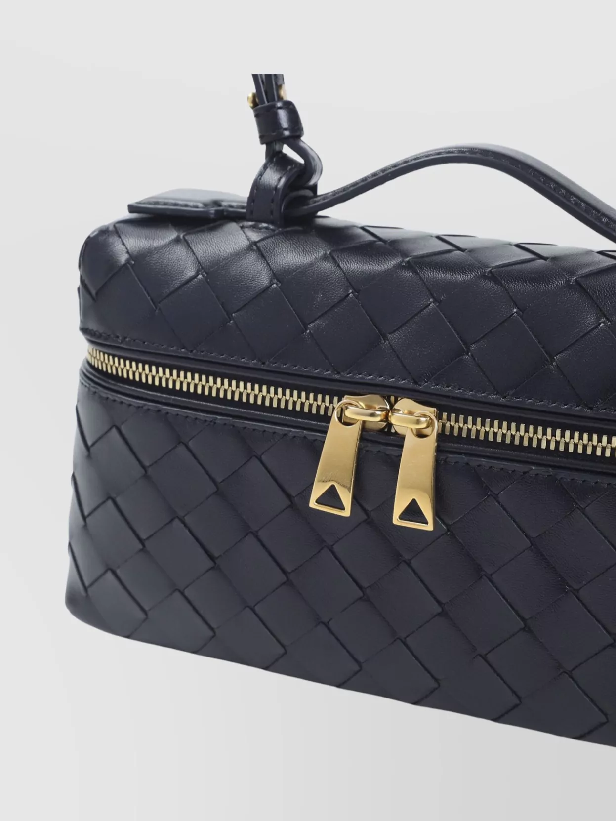 Bottega Veneta Vanity Case Clutch Bag With Adjustable Strap