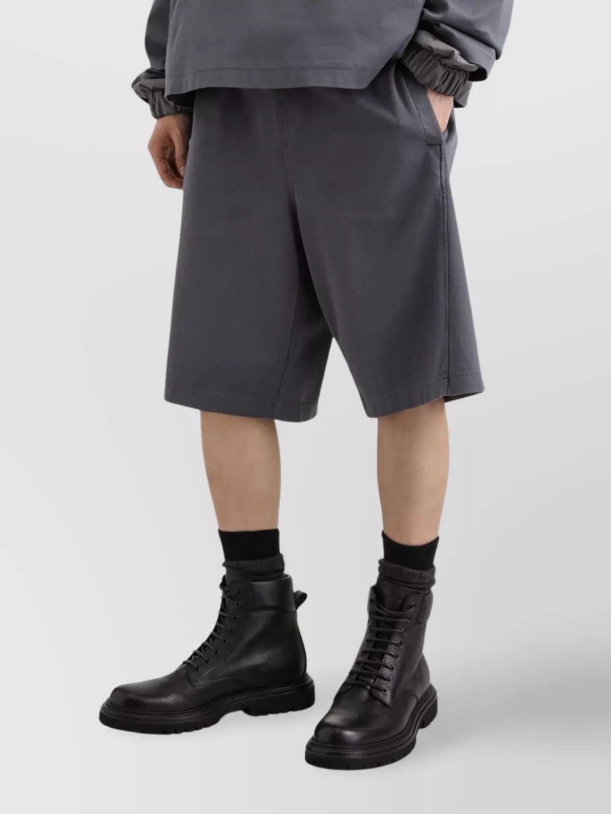 Dolce&Gabbana Knee Length Relaxed Silhouette Shorts