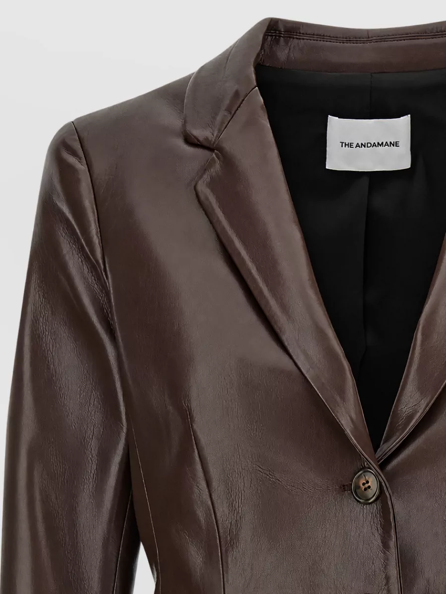 The Andamane Cropped Single-Breasted Blazer