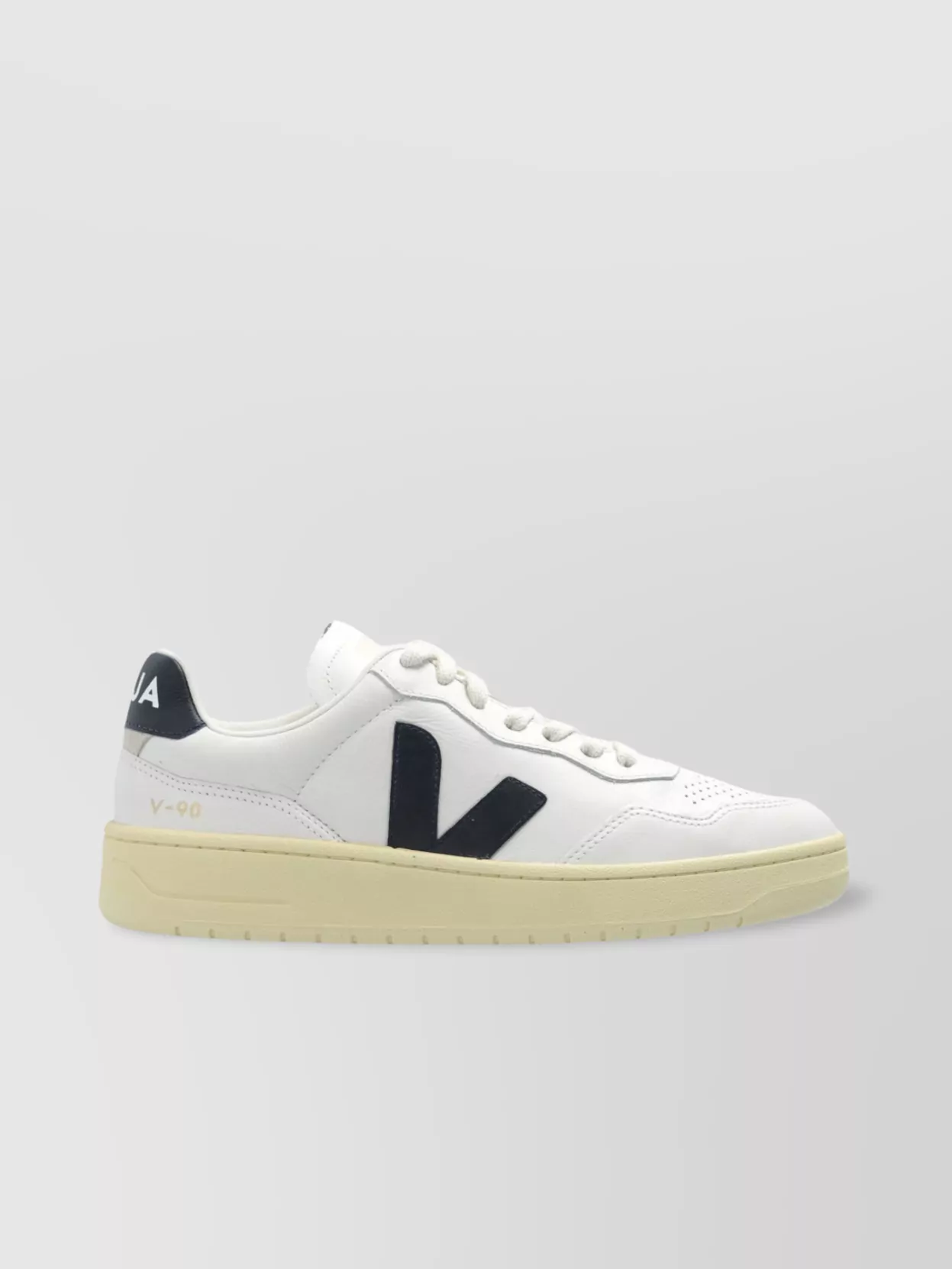 Veja V-90 O.t Leath Sneakers