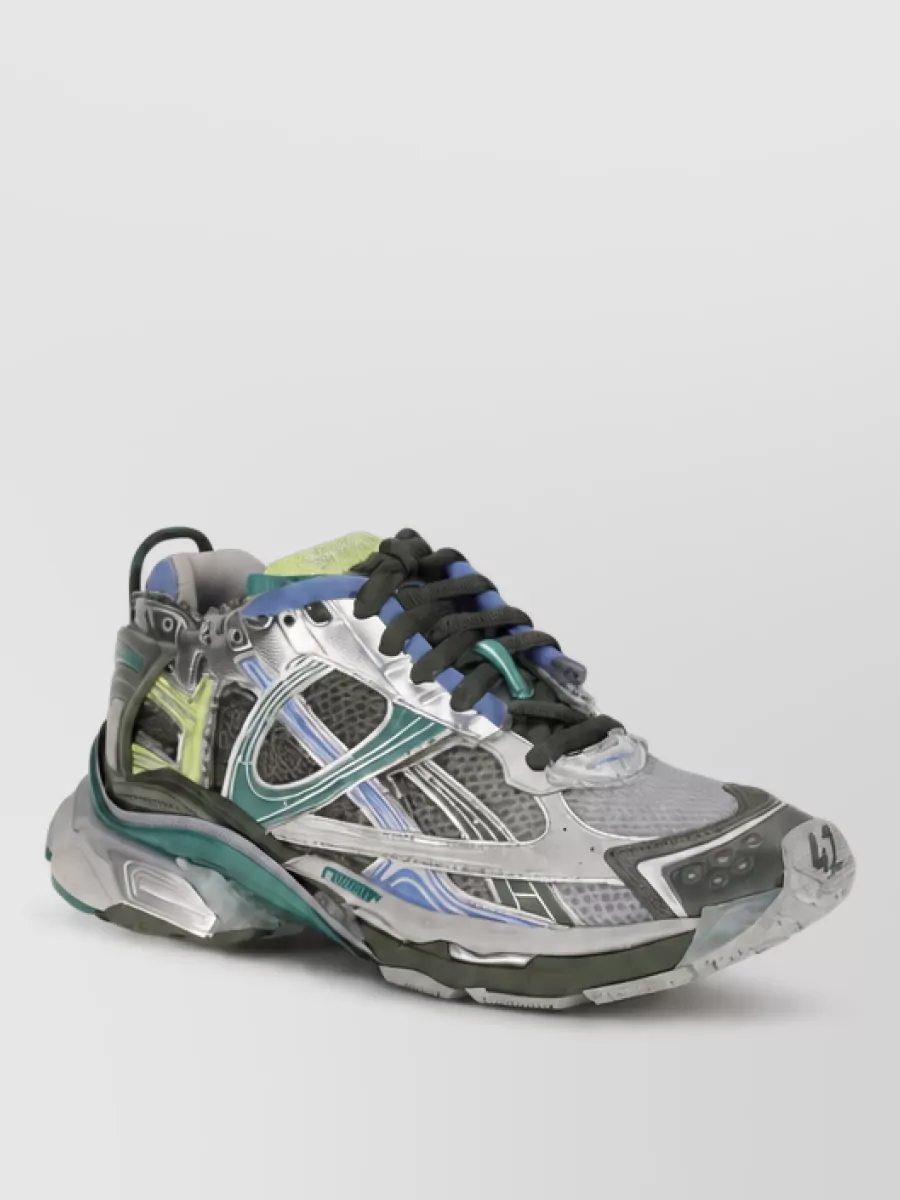Balenciaga low-top sneakers