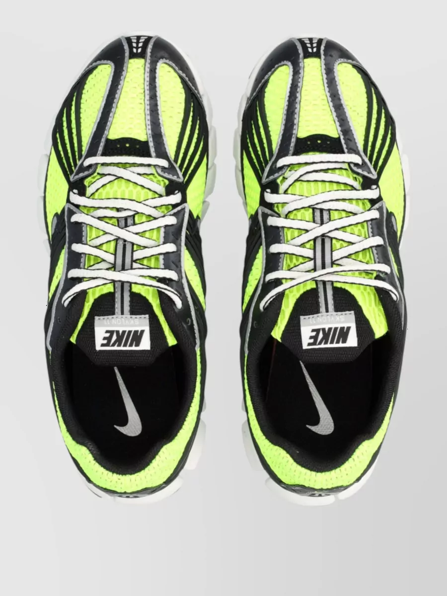 Nike Zoom Skylon 11 Low-Top Sneakers