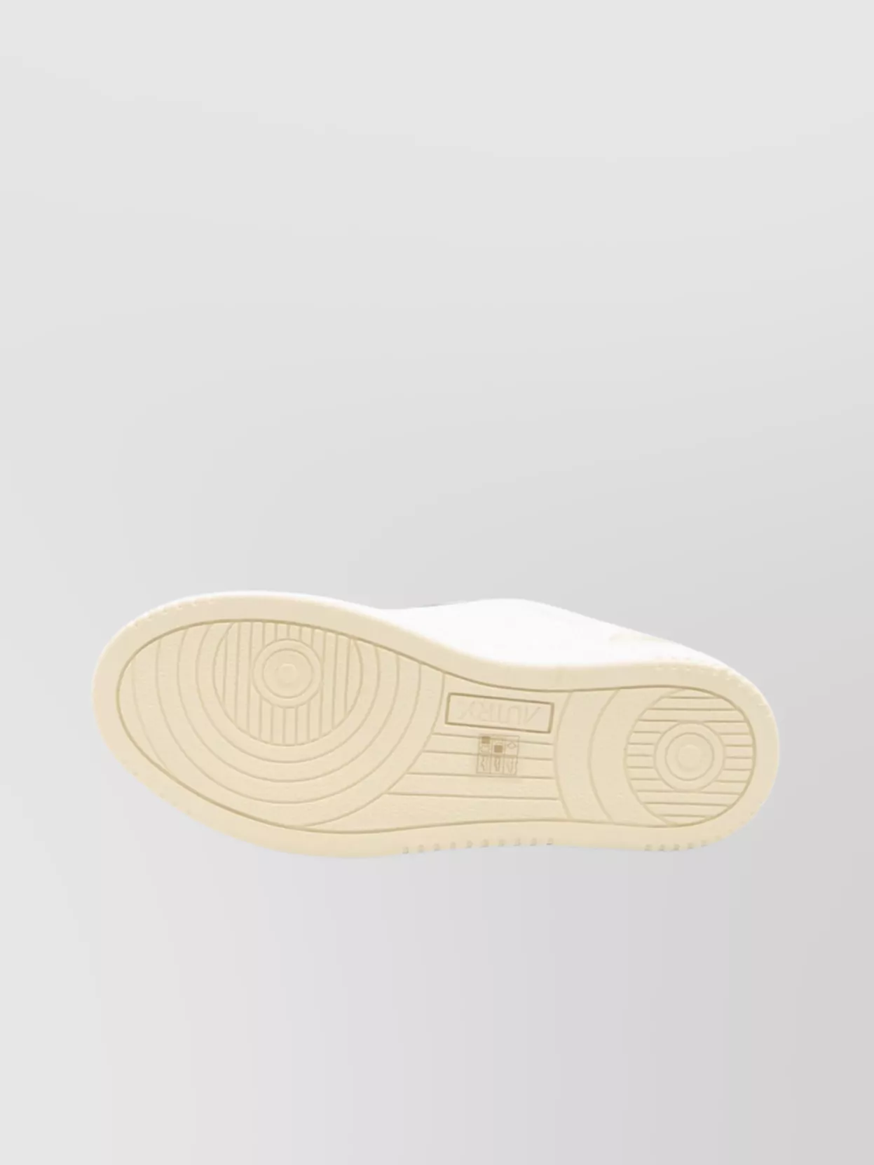 Autry Medalist Low Top Sneakers With Gold Detail