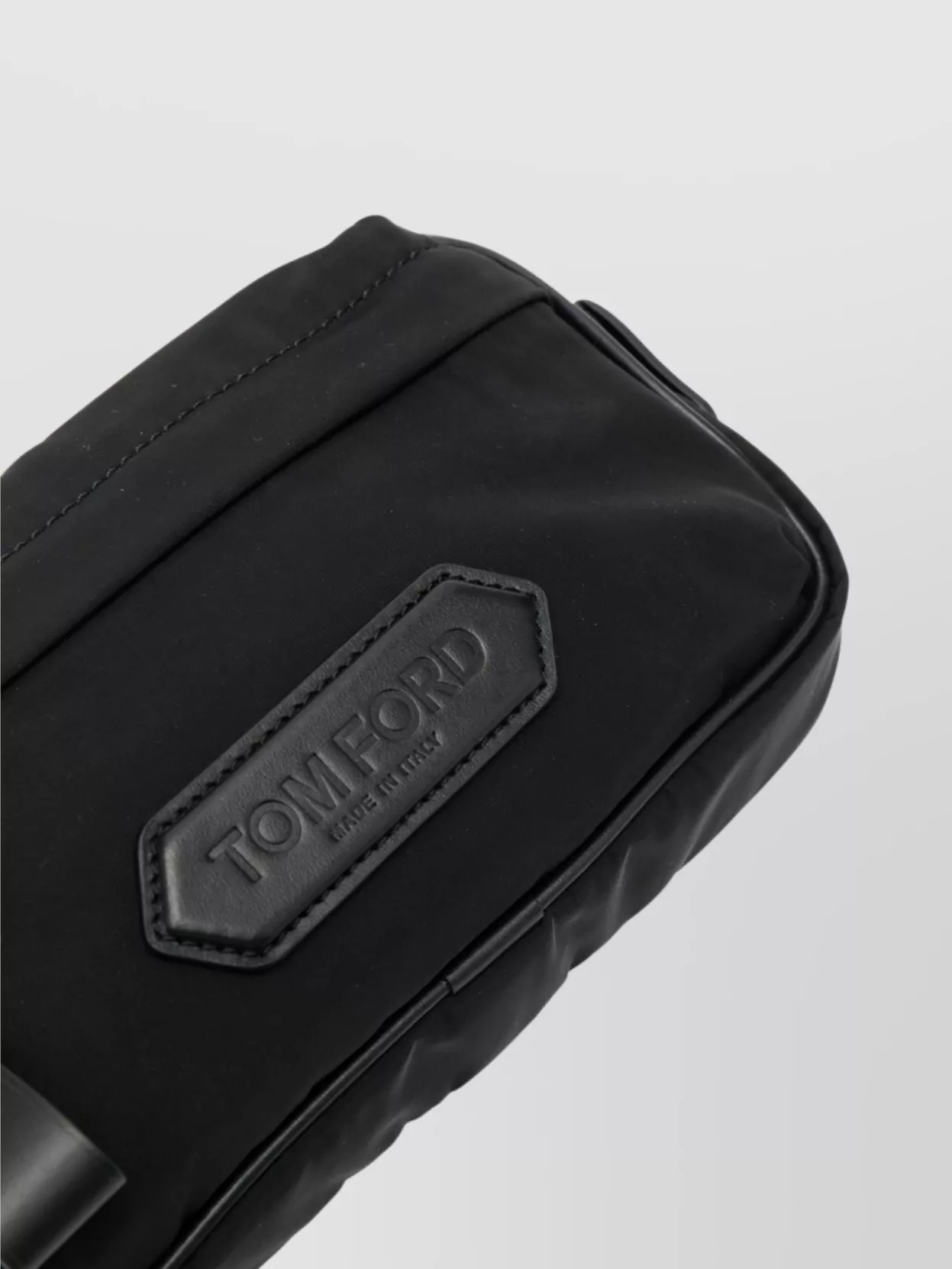 Tom Ford Logo-patch Leather Belt Bag In Black