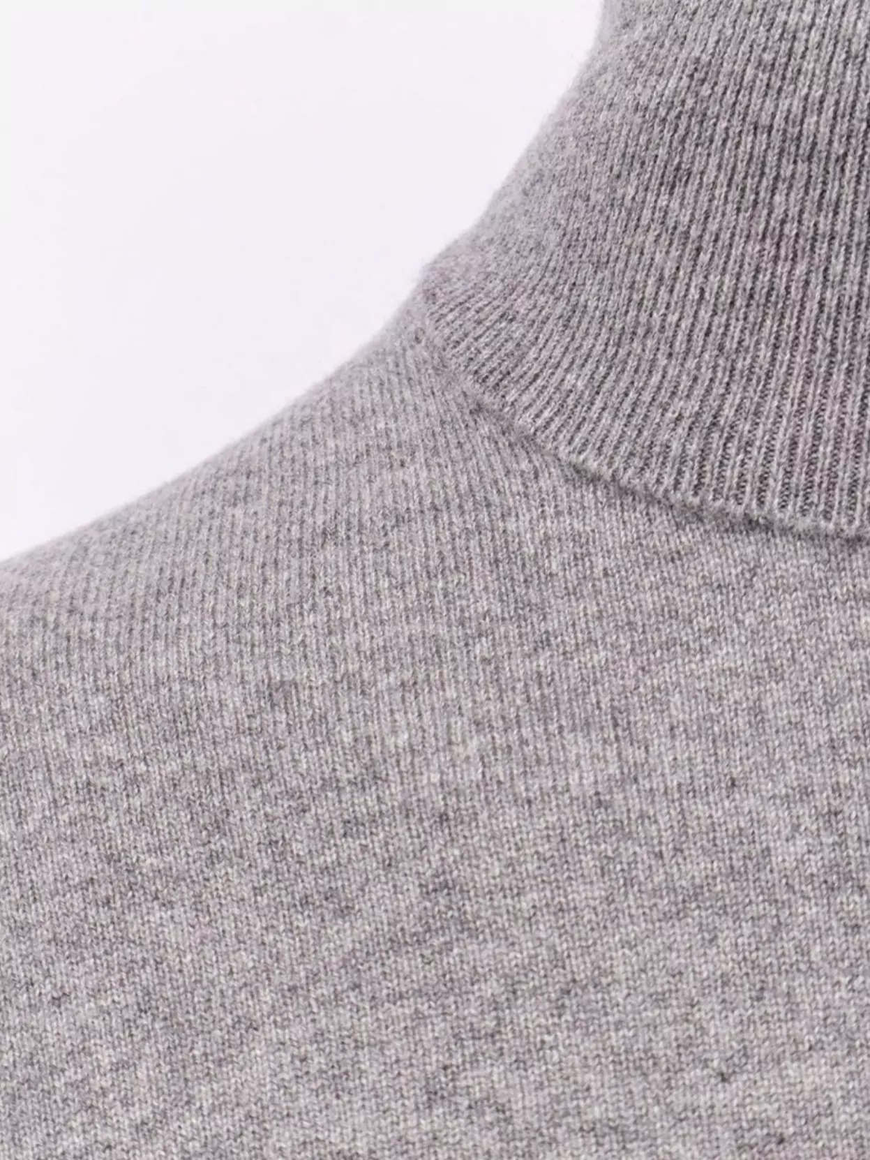 Brunello Cucinelli Cashmere Turtleneck Sweater With Long Sleeves And Ribbed Hem