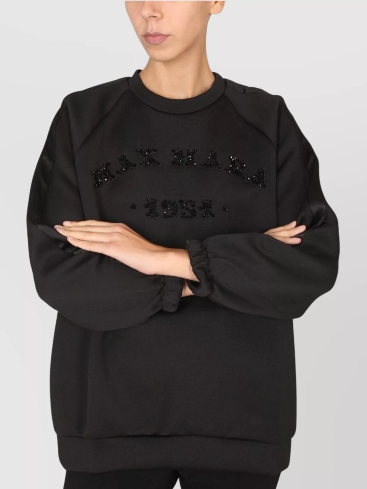 Max Mara Rhinestone Embellished Crew Neck Sweatshirt In Black