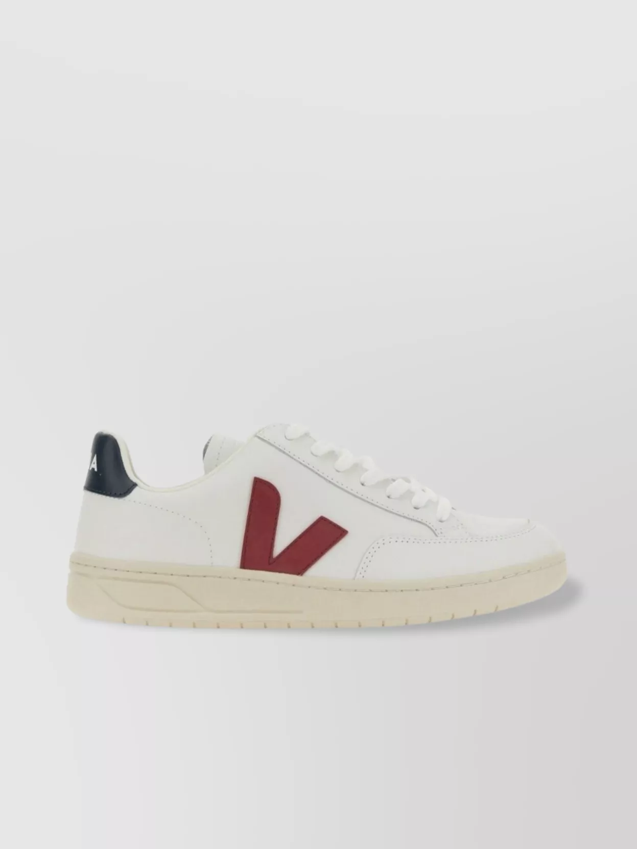 Veja V-12 Sneakers Rubber Sole