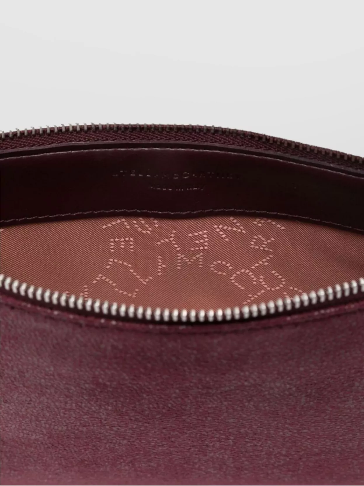 Stella Mccartney Textured Chain-Link Shoulder Strap Clutch