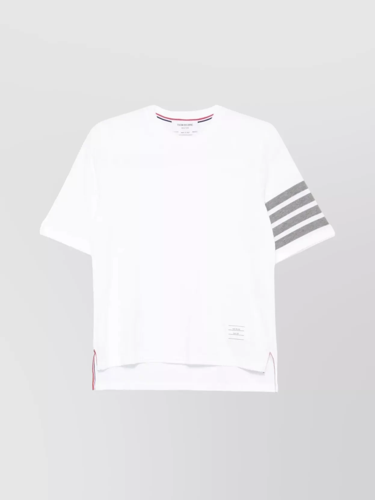【THOM BROWNE】Back Stripe Relax Fit Short Sleeve T-shirt Thom Browne Light Grey Cotton Pique Center Back Stripe