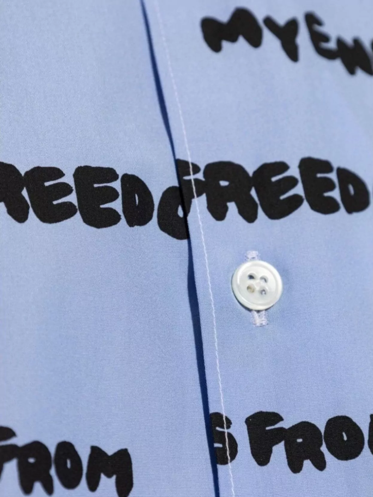 Comme Des Garçons Cotton Shirt With All Over Slogan Print