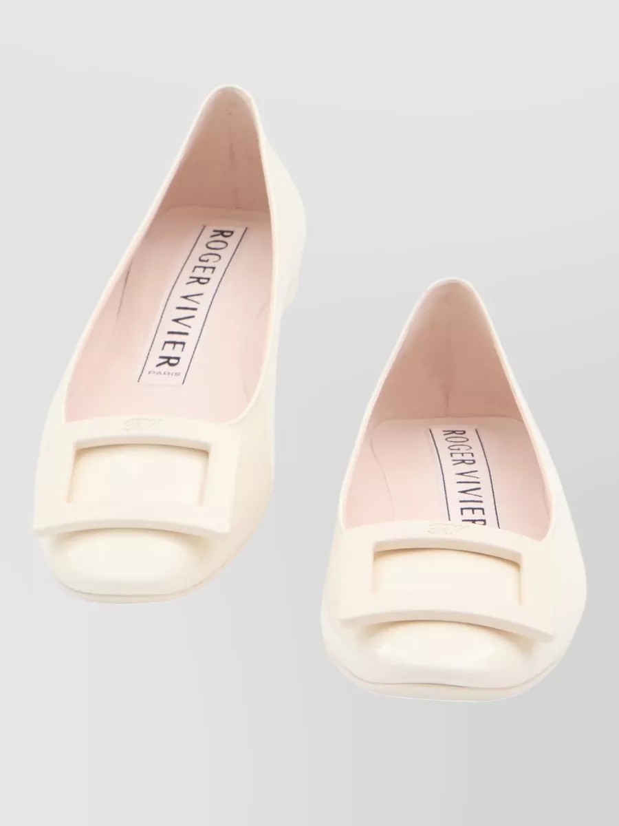 Roger Vivier Gommettine Round Toe Buckle Ballet Flats