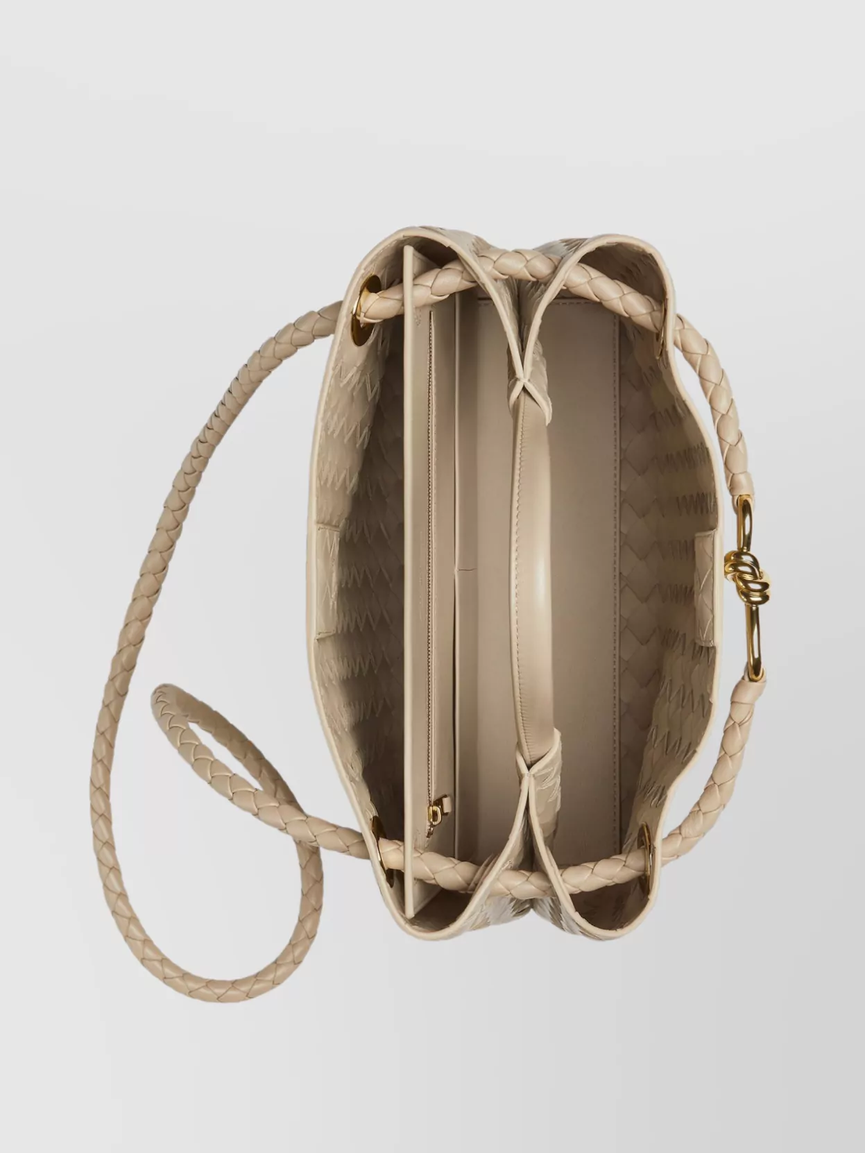 Bottega Veneta Medium Andiamo Tote Bag