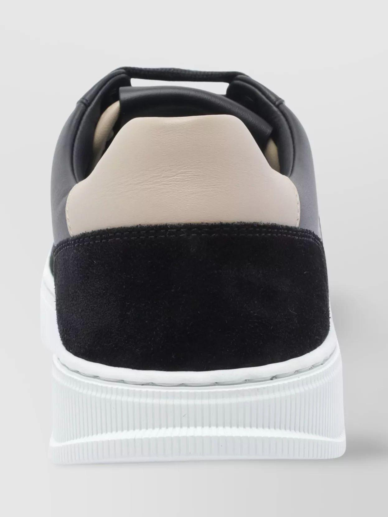 Ferragamo Low Top Leather Sneakers With Contrast Heel Tab