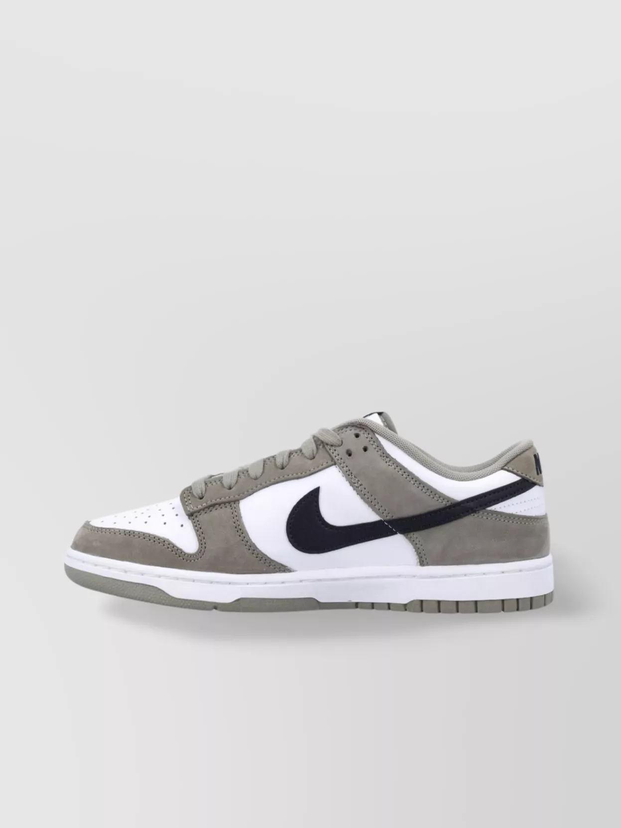 Nike Low Dunk Sneakers With Color Block Design