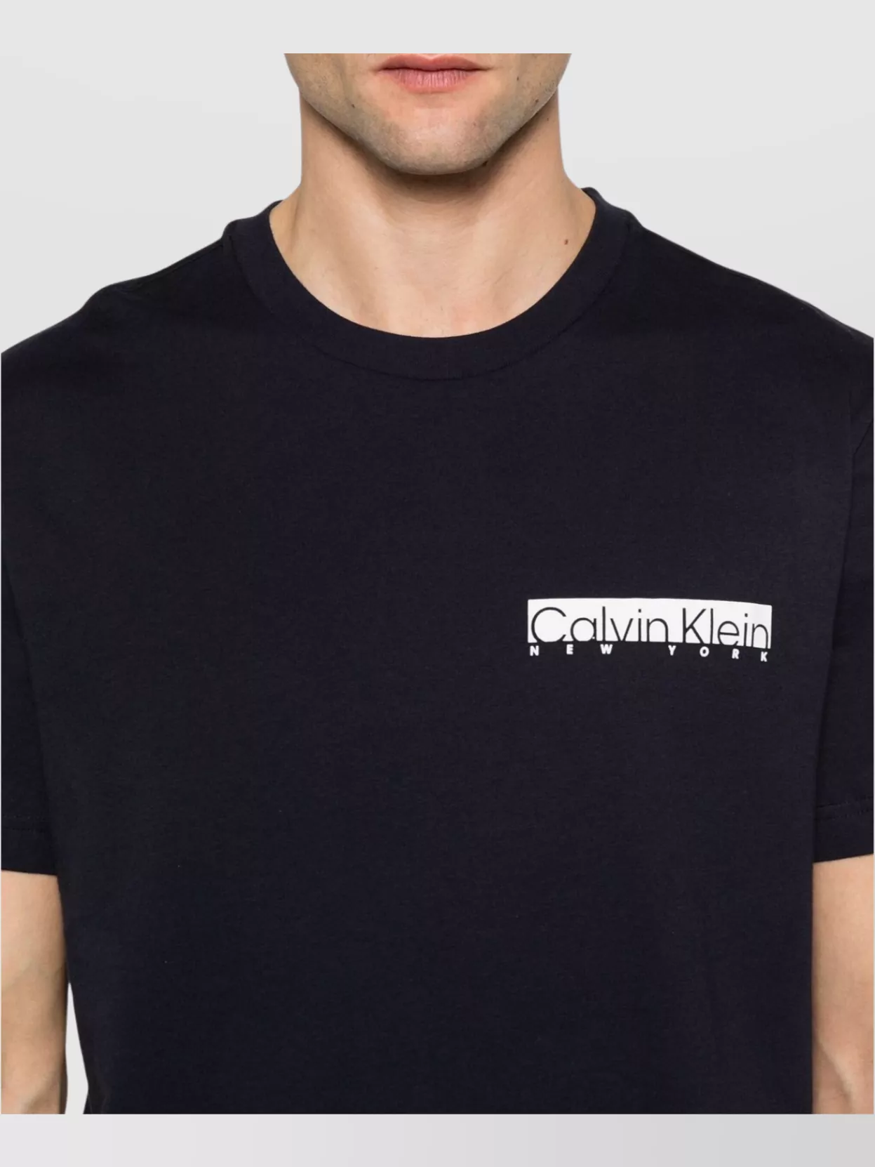 Calvin Klein Nychestboxlogotee - Casual Modern Stylish Versatile