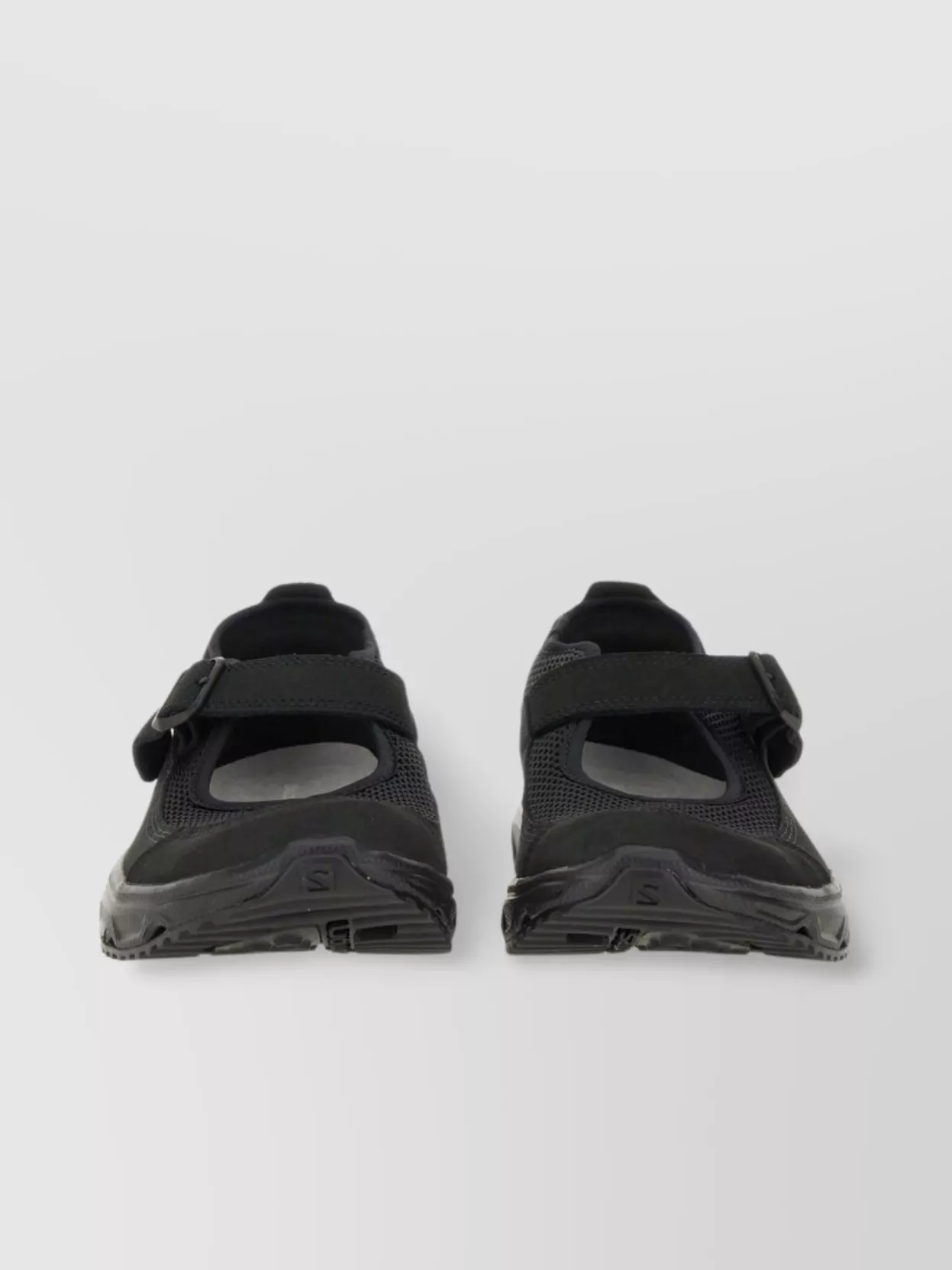 Salomon Mesh Round Toe Rubber Textured Sneakers