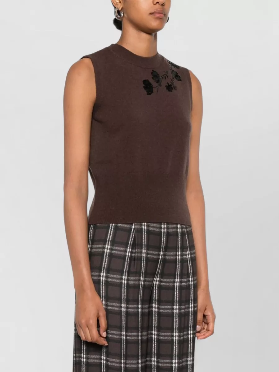 Ermanno Firenze Crew Neck Sleeveless Knit Top Embroidered