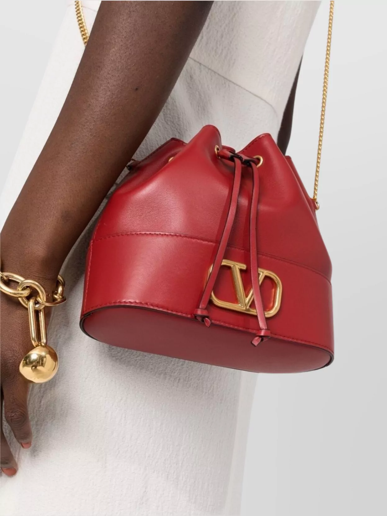 Valentino Garavani Signature Leather Bucket Bag With Chain Strap