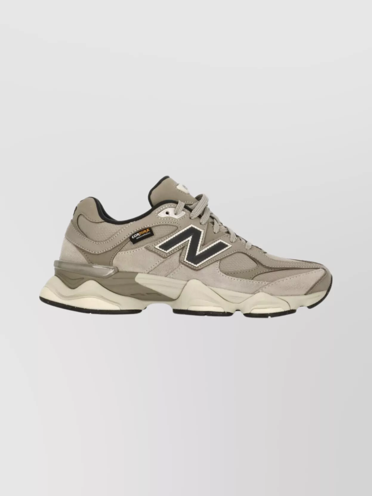 New Balance Unisex Round Toe Sneakers Logo