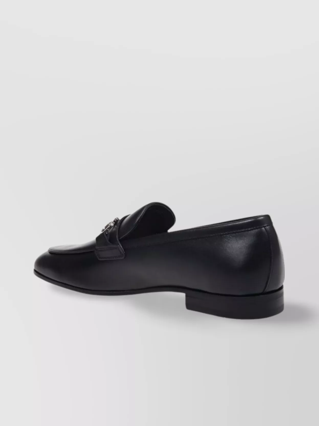 Ferragamo Buckle Round Toe Smooth Loafer