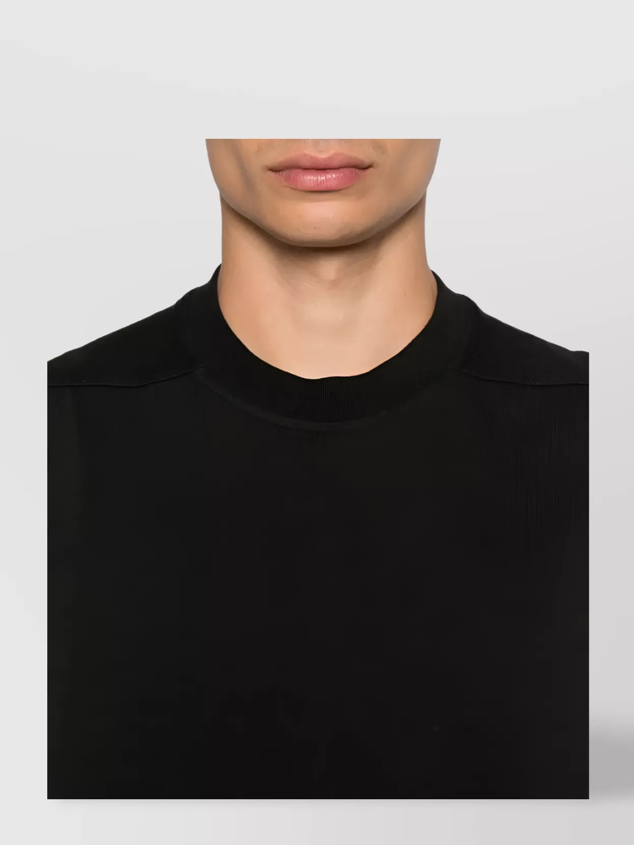 Rick Owens Sleeveless Crew Neck T-Shirt With Round Shape