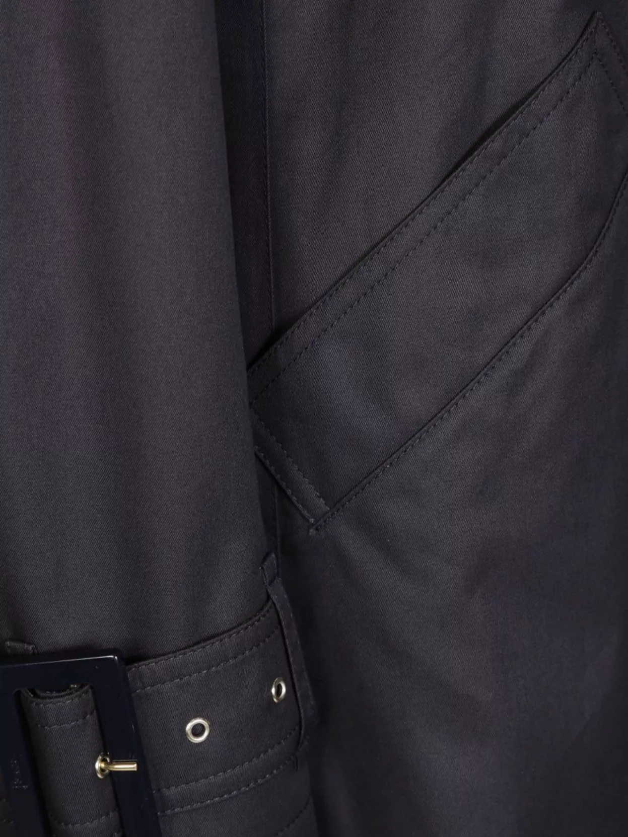 Herno Trench Coat With Belted Cuffs And Flap Pockets In Black