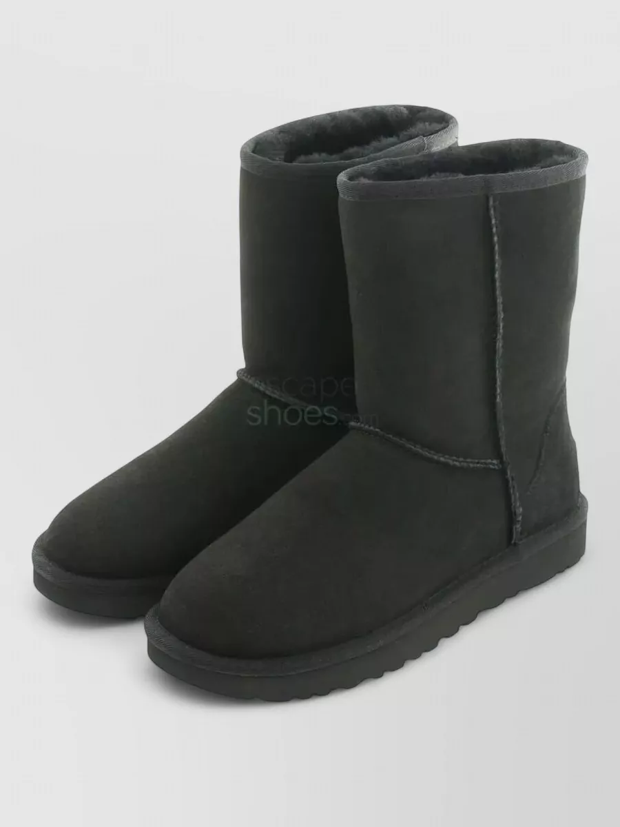 Ugg shearling classic short boots