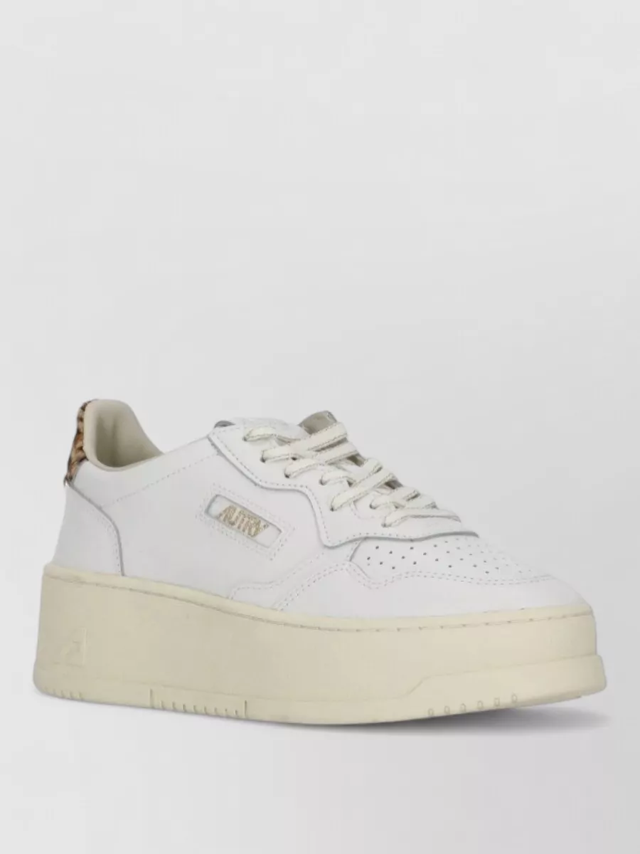Autry leather low-top sneakers