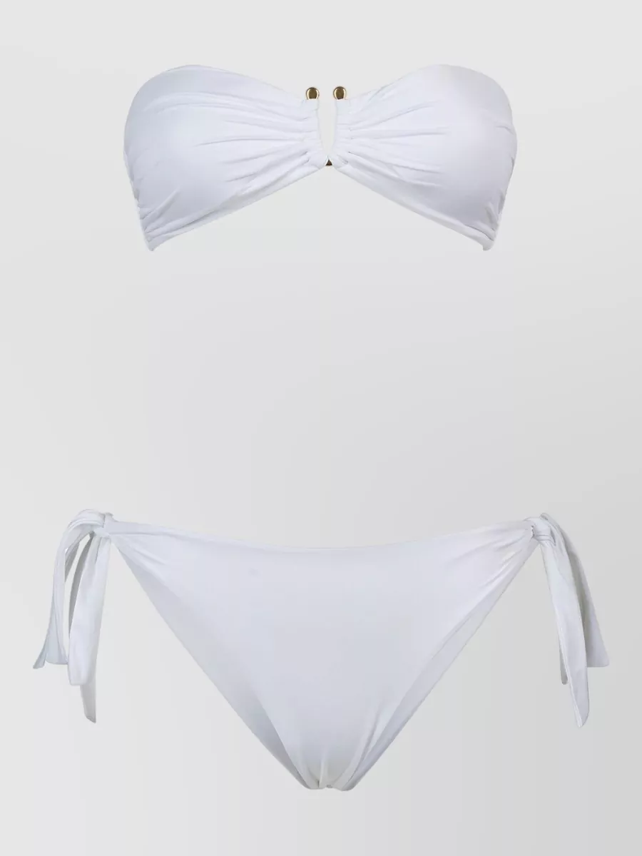 Fisico bikini