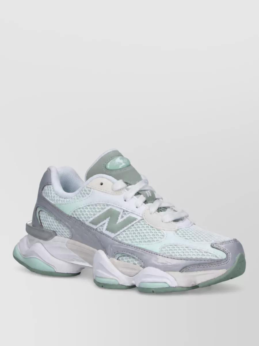 New Balance Low-Top Sneakers