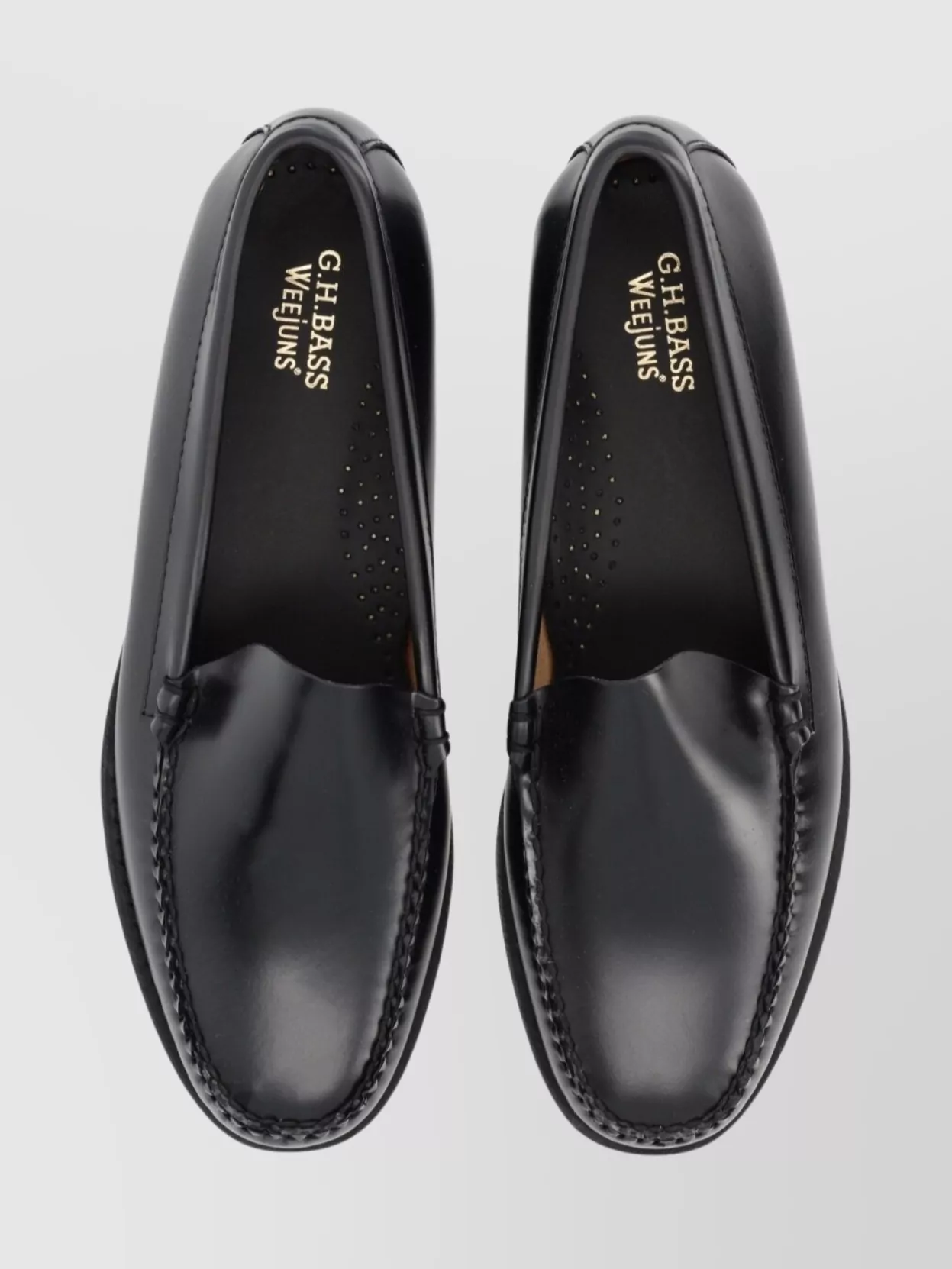 G.h. Bass Round Toe Leather Loafers With Stitched Design