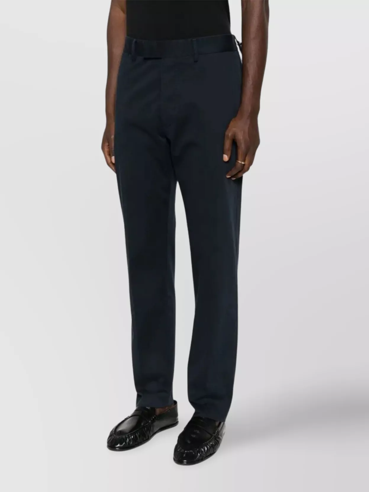 Tom Ford Cotton Twill Chino Trousers Featuring Pockets