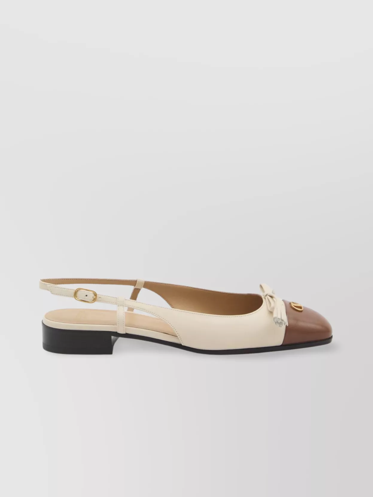 Valentino Garavani Vlogo Two-tone Slingback Ballet Flat In Neutral