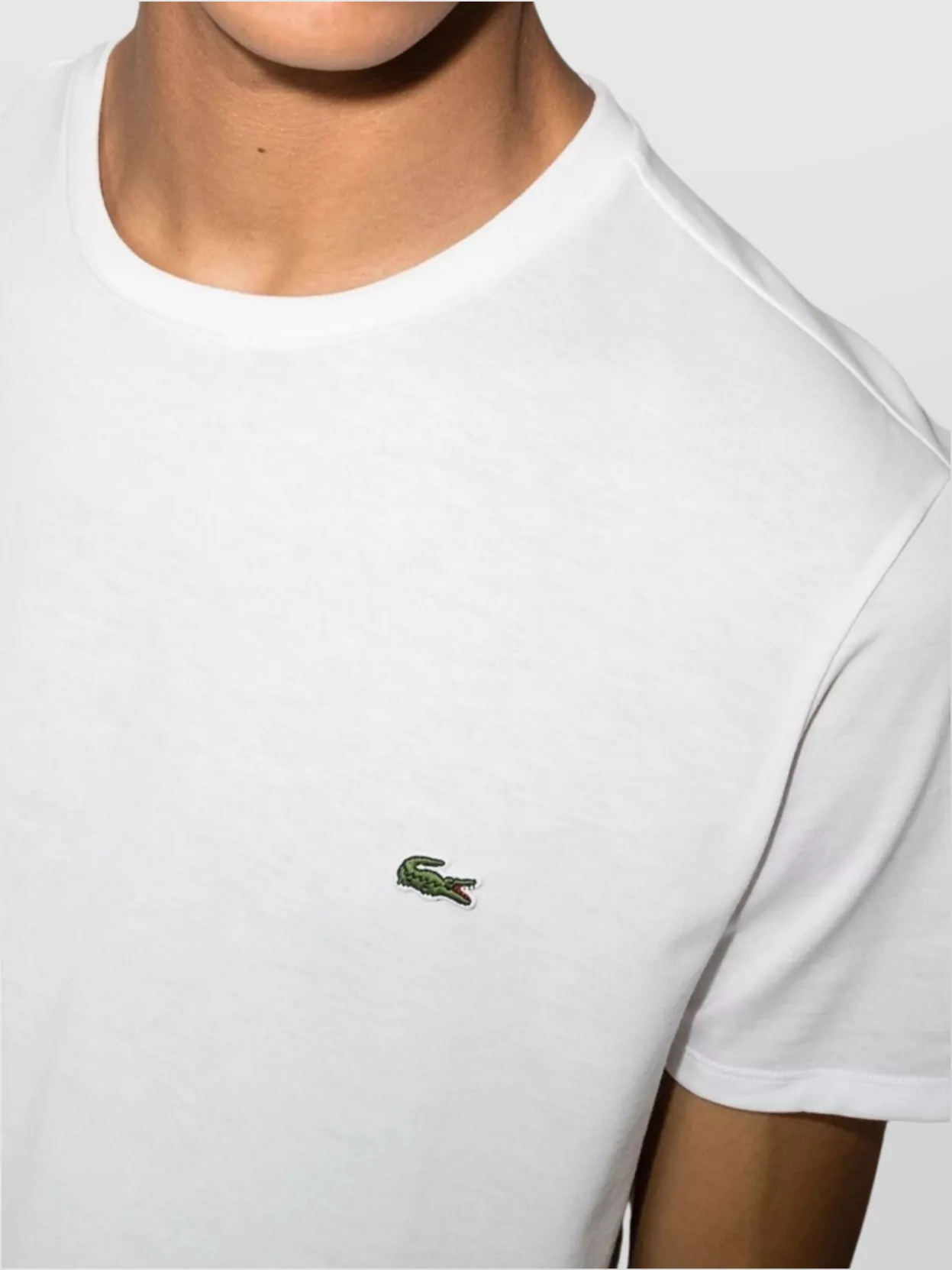 Lacoste Short Sleeve Crew Neck T-Shirt Design