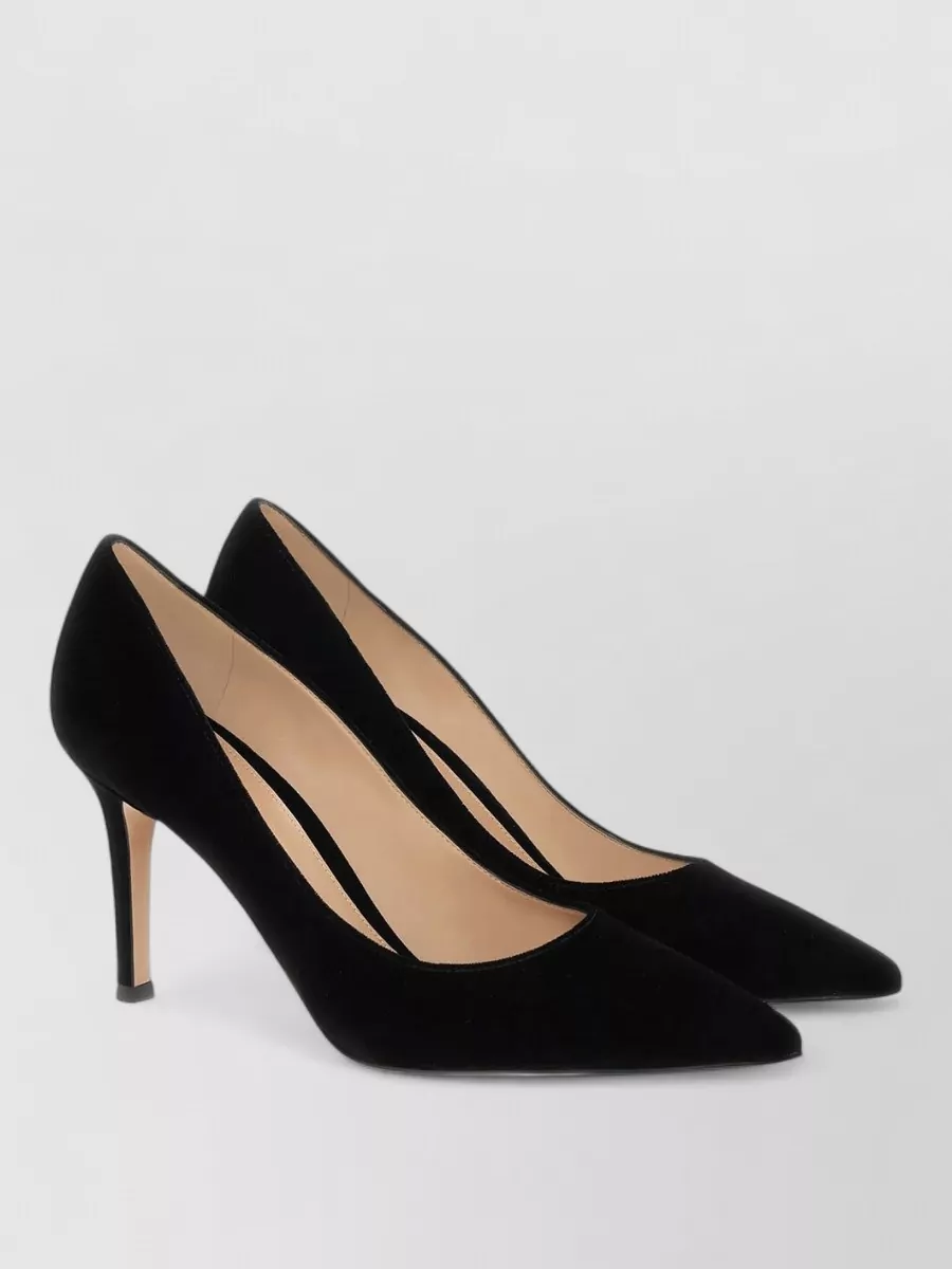 Gianvito Rossi Velvet Pumps