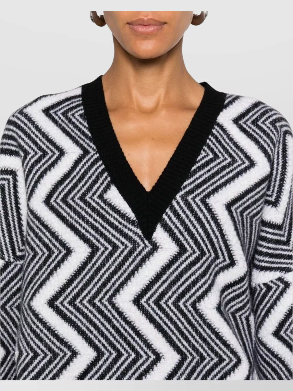 Missoni V-Neck Long Sleeve Zigzag Knit Sweater