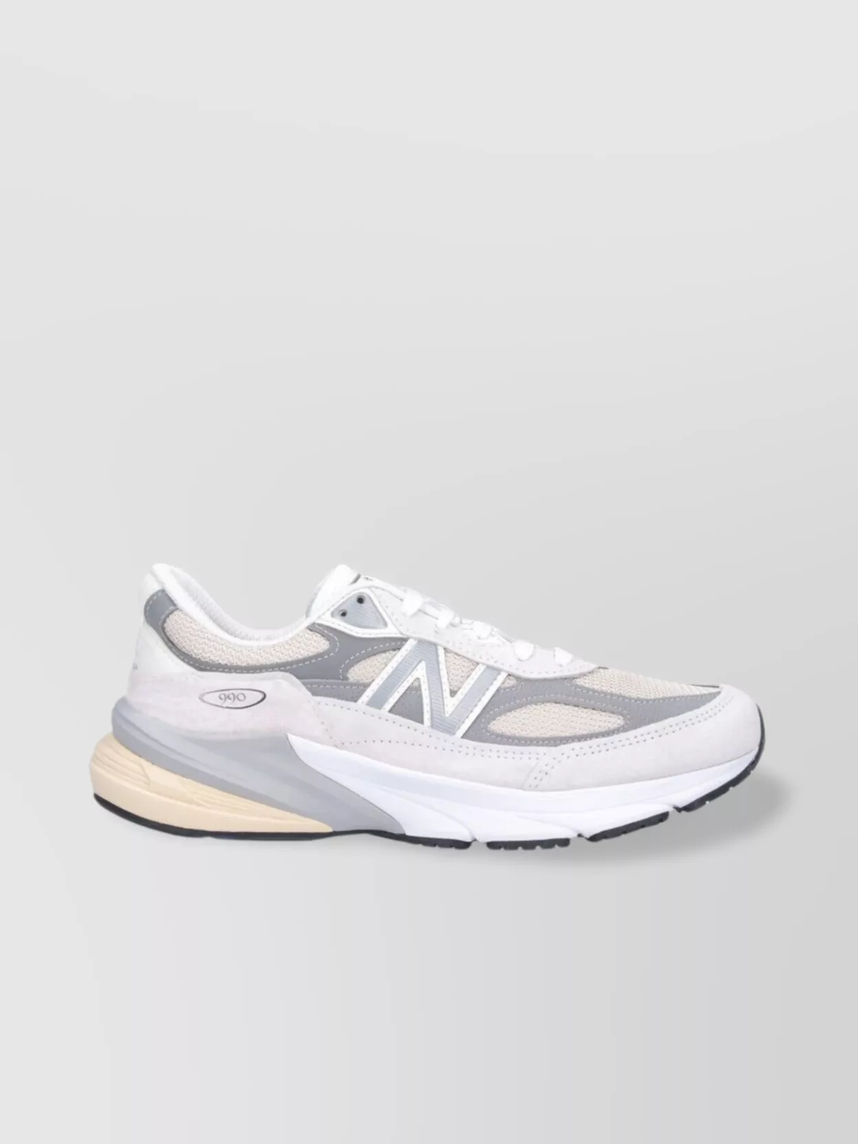 New Balance Low Top Sneakers With Mesh Upper And Rubber Sole In White