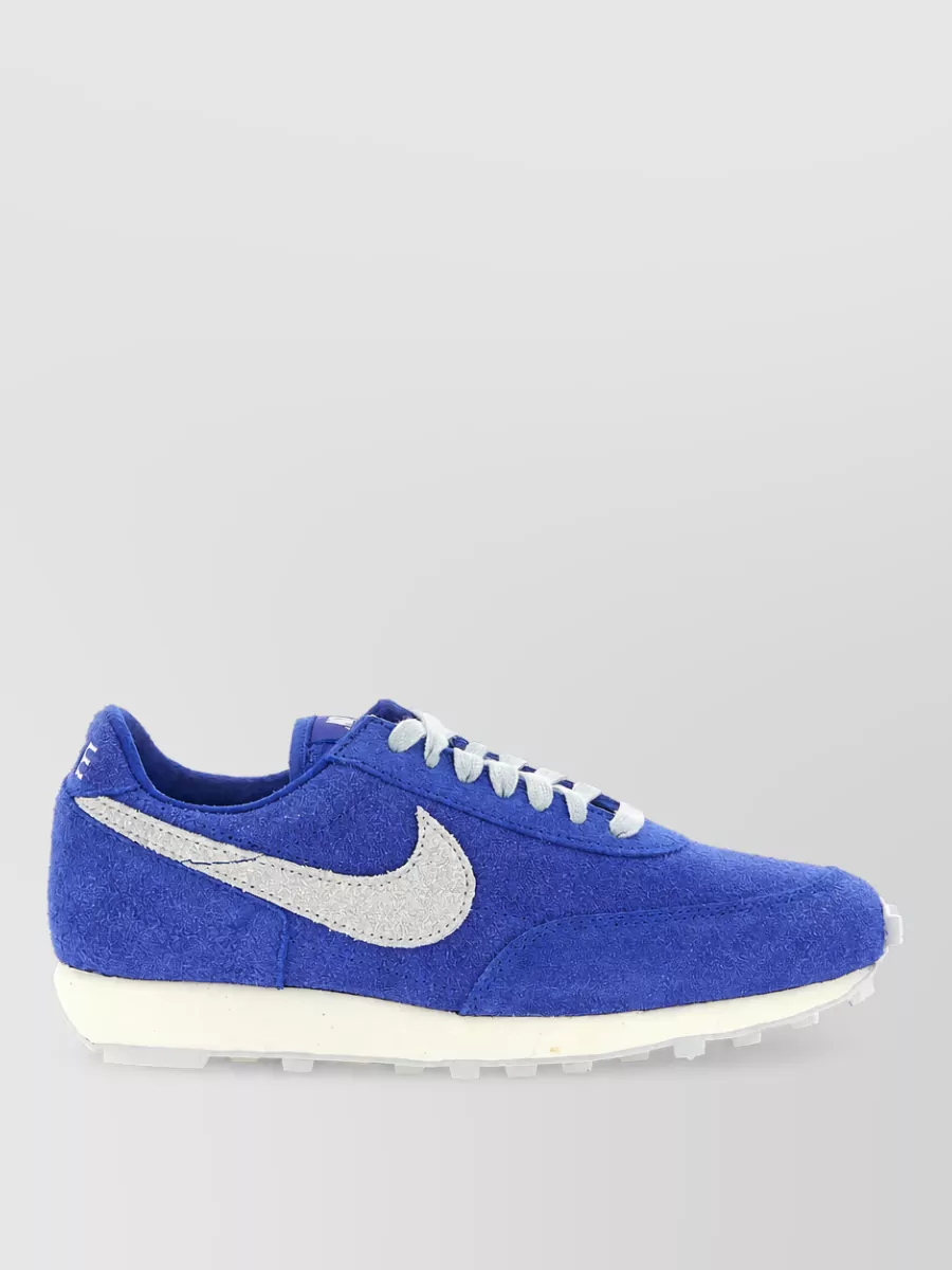 Nike Daybreak Low-Top Sneakers