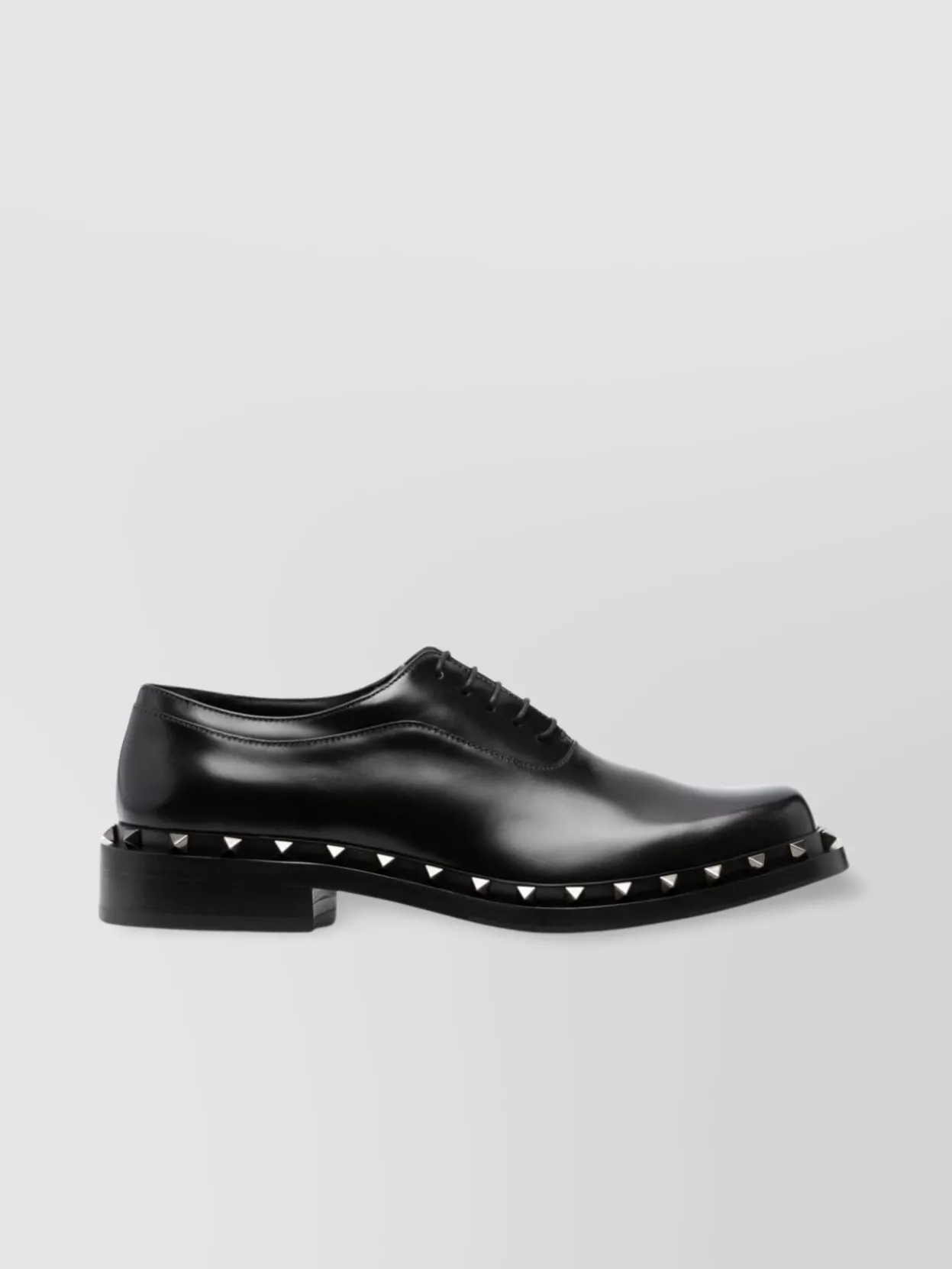 Shop Valentino Square-toe Leather Lace-up Brogues In Black