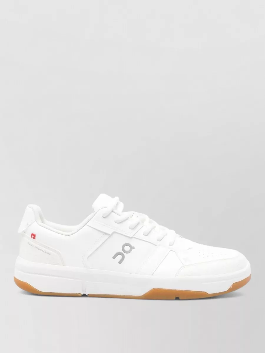 On The Roger Clubhouse Leather Detail Sneakers