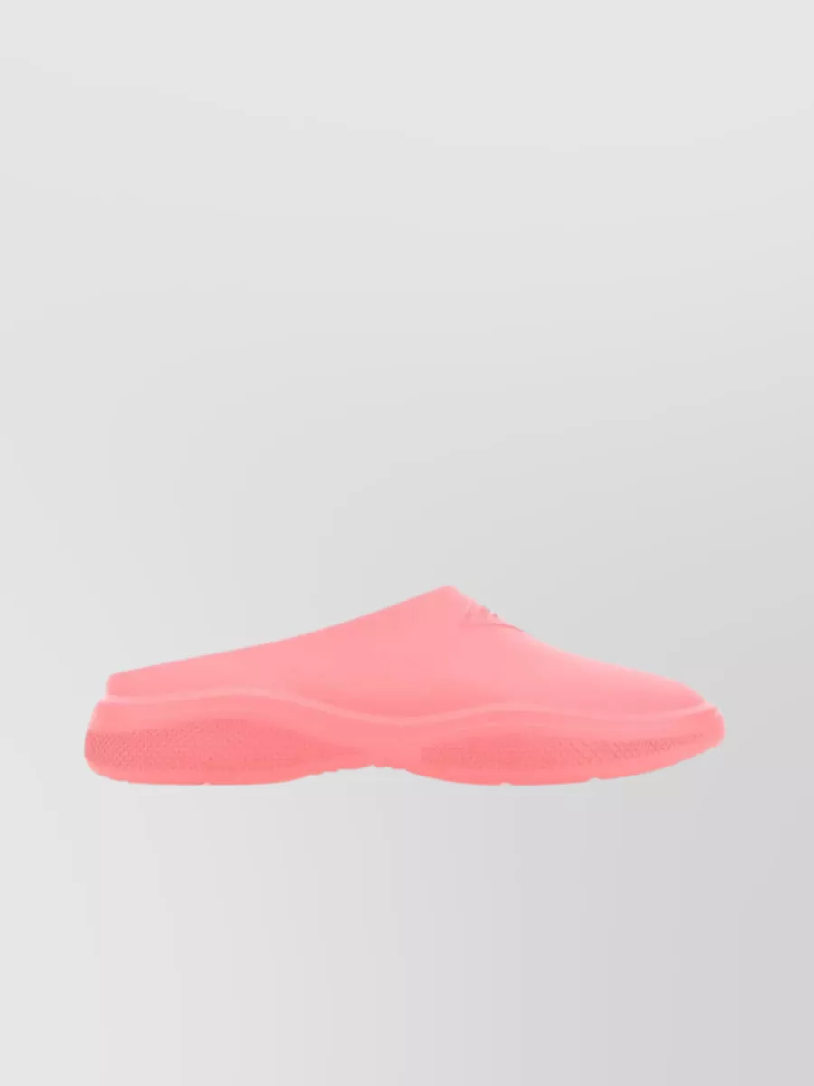 Mellow rubber slippers in pink - Prada