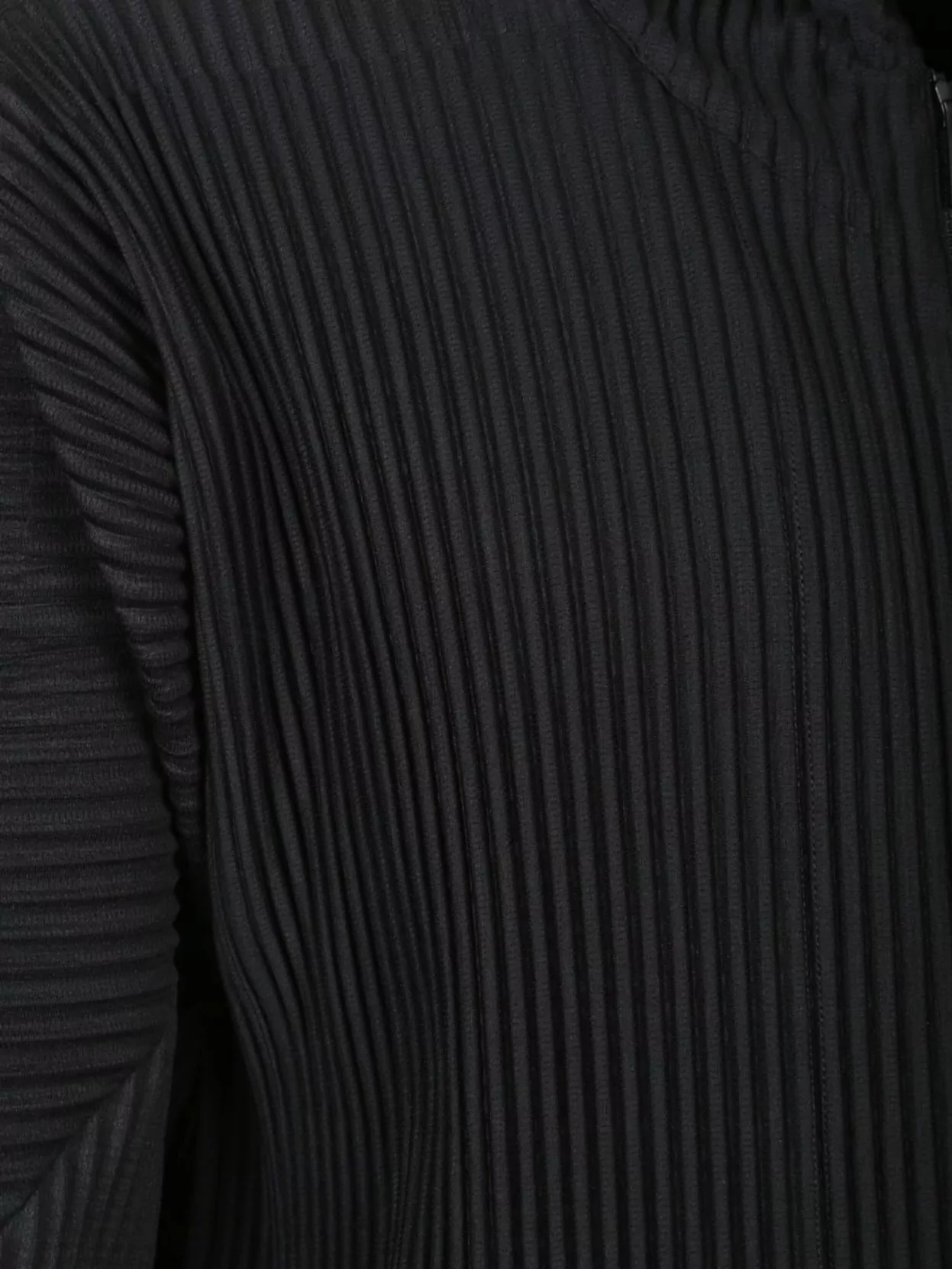 Issey Miyake Ribbed Texture Hooded Zip-up Sweater In Black