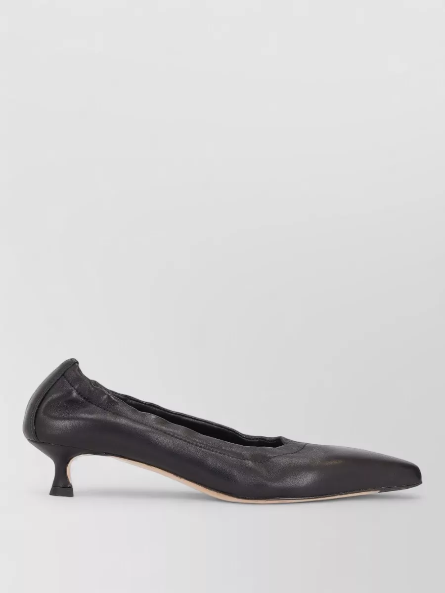 La Rose Leather Pumps
