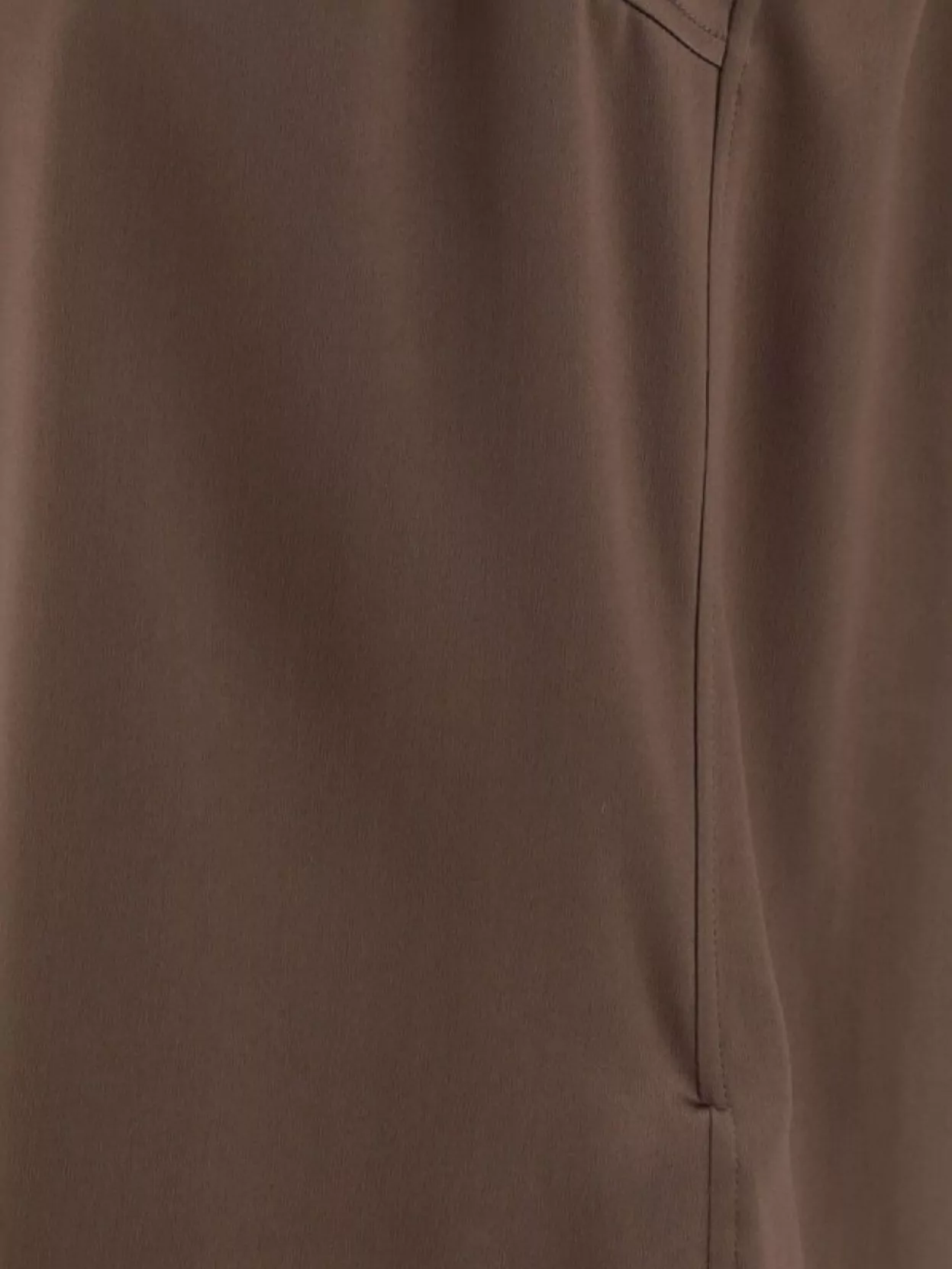 Brunello Cucinelli Luxurious Silk Sleeveless Top For Versatile Occasions